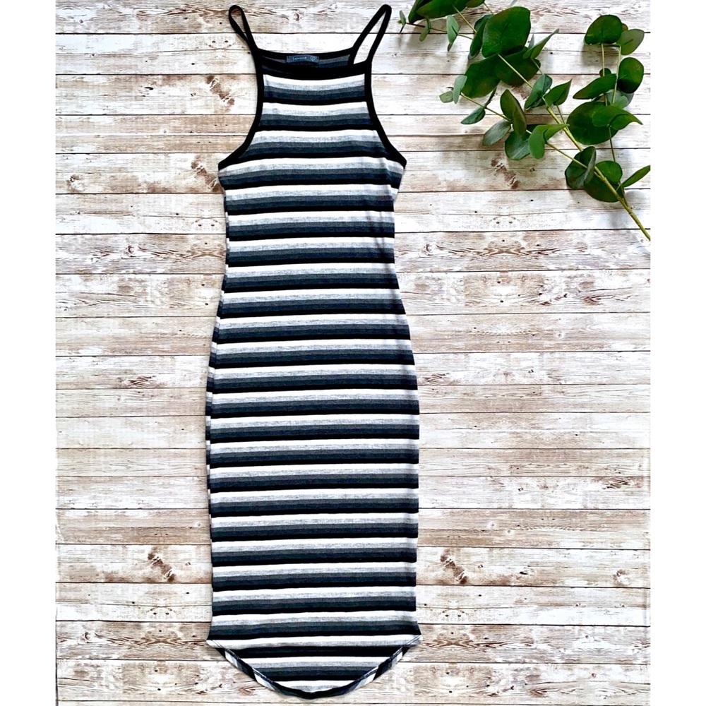 Soprano Striped Sleeveless Midi Dress